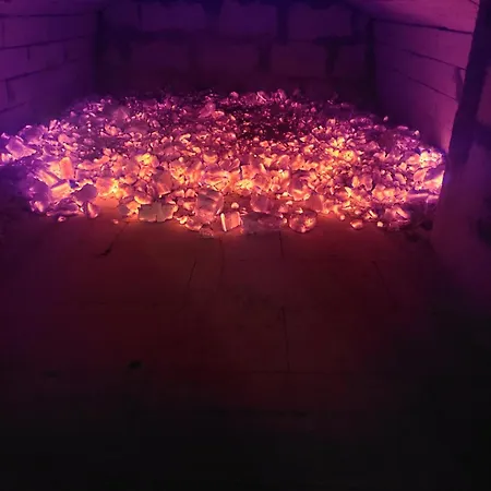 Nyaraló Sunflower House With Jacuzzy And Sauna *