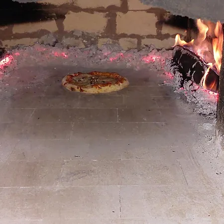 Sunflower House With Jacuzzy And Sauna