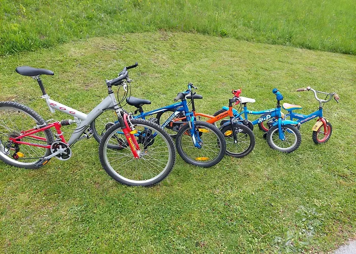 Sunflower House With Jacuzzy And Sauna בית נופש *