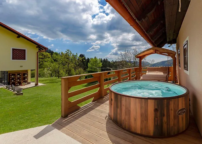 Sunflower House With Jacuzzy And Sauna Vitanje