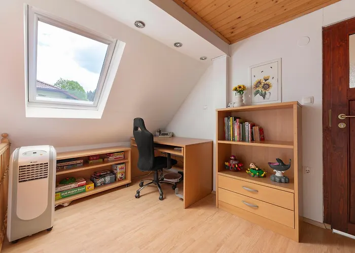 Sunflower House With Jacuzzy And Sauna *