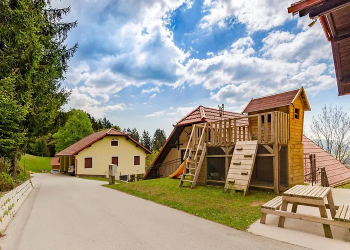 Sunflower House With Jacuzzy And Sauna Počitniška hiša *