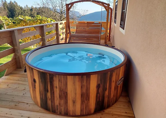 Sunflower House With Jacuzzy And Sauna בית נופש Vitanje