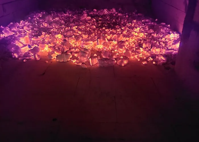 בית נופש Sunflower House With Jacuzzy And Sauna *