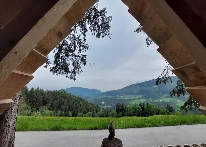 בית נופש Sunflower House With Jacuzzy And Sauna *