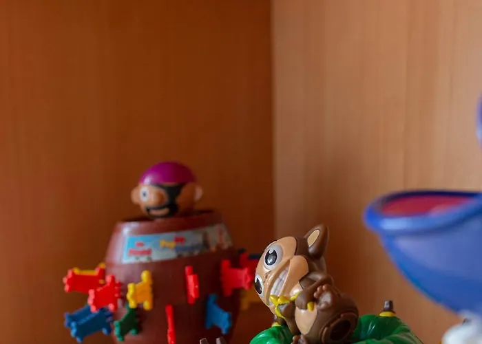 Sunflower House With Jacuzzy And Sauna בית נופש